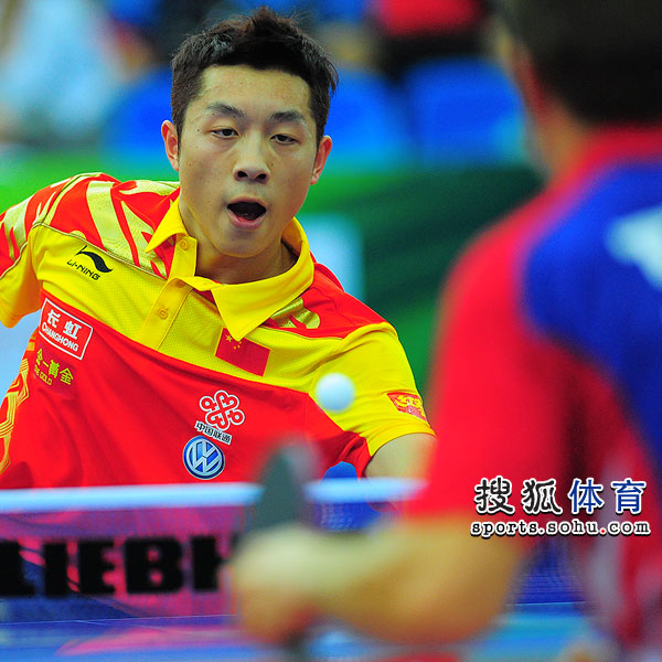 奥地利队横扫法国队，许昕点燃赛场