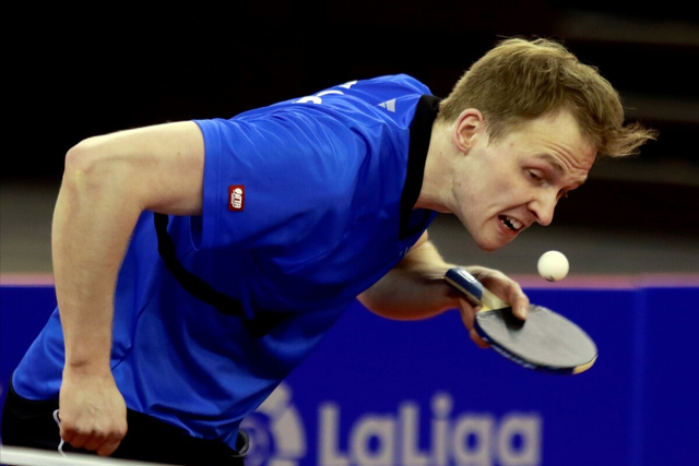 日本队轻取英格兰队，波尔刷新纪录