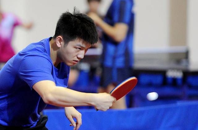 日本队逆转波兰队,王皓点燃赛场 日本队逆转波兰队,王皓点燃赛场