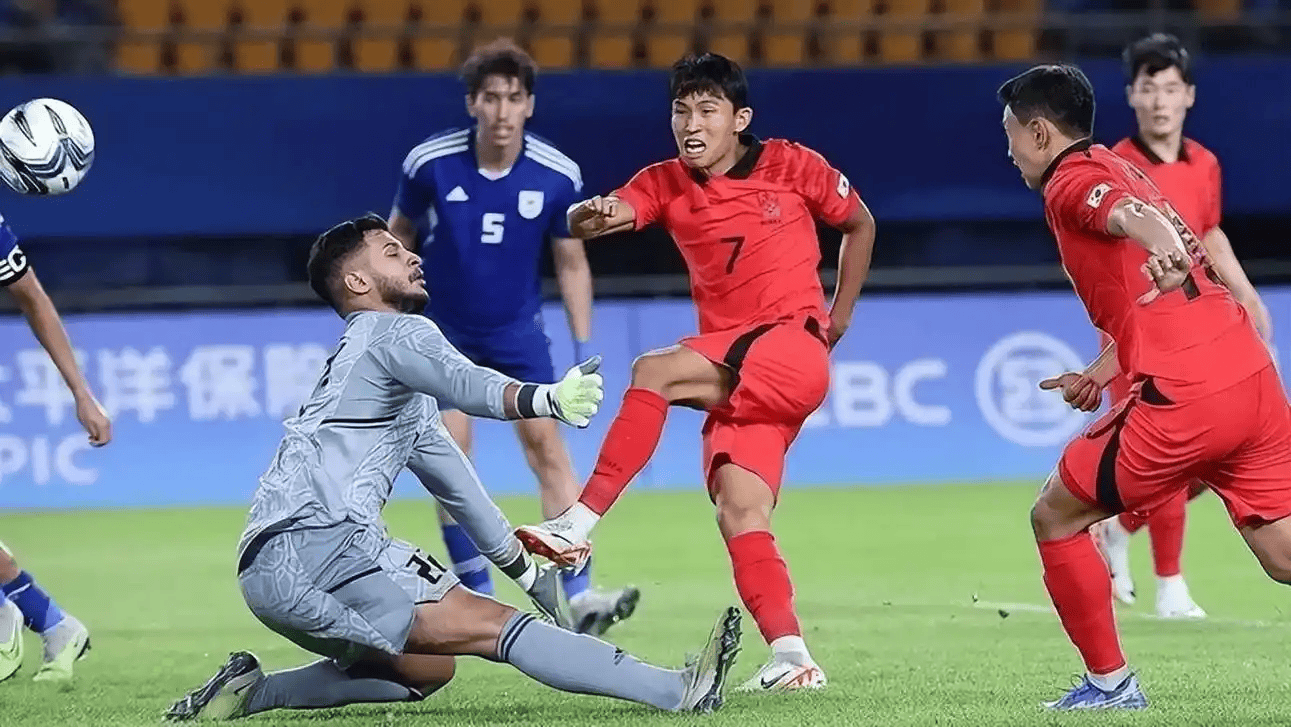 韩国完胜哥伦比亚,苏亚雷斯统治全场 韩国完胜哥伦比亚,苏亚雷斯统治全场